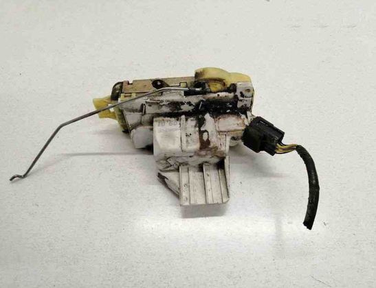 FORD Focus 1 generation (1998-2010) Замок двери передний правый XS41A21813CF 17105580