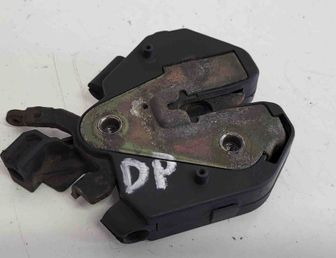 VOLVO S60 1 generation (2000-2009) Labās puses pārsega slēdzene 9483765,9483764,7890 24491132