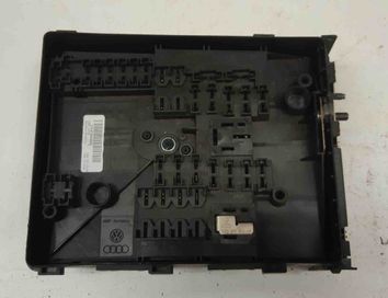 VOLKSWAGEN Golf 5 generation (2003-2009) Блок предохранителей 1K0937125D 10022561