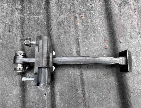 VOLVO S90 2 generation (2016-2023) Rear Right Door Limiter 31385858 21563860