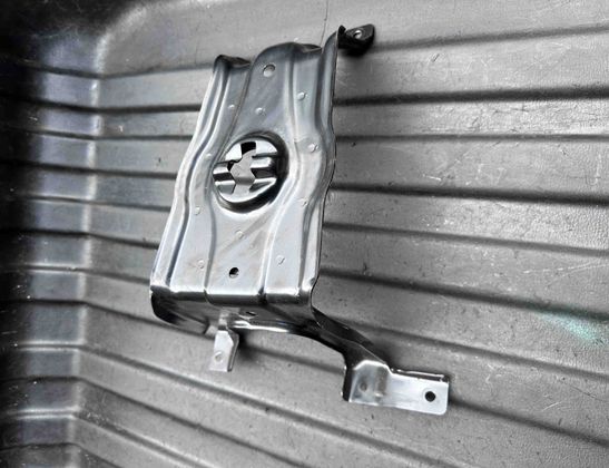 AUDI A4 B9/8W (2015-2024) Spare Tire Wheel Mount 8W0802715B,8W0802715 29435464