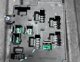 VOLVO V60 2 generation (2018-2023) Fuse box 32212298,8888301325,30765045 32787514