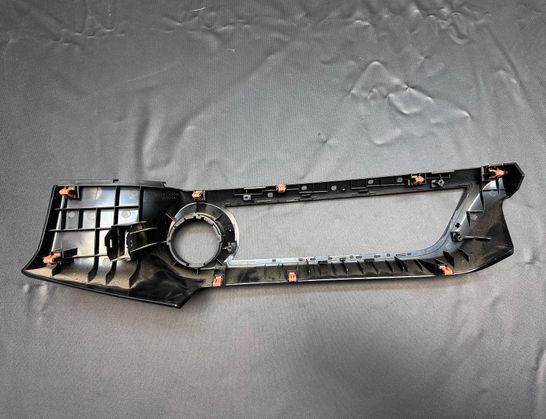 TOYOTA Hilux 8 generation (2015-2024) Panel trim shield 75H246 33032124