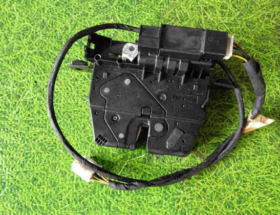 BMW 7 Series F01/F02 (2008-2015) Tailgate Boot Lock 966929 21203452