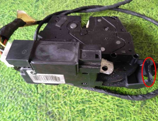 BMW 7 Series F01/F02 (2008-2015) Tailgate Boot Lock 966929 21203452