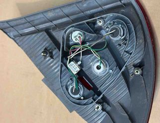 TOYOTA Prius 1 generation (XW10) (1997-2003) Фонарь задний левый 31799638