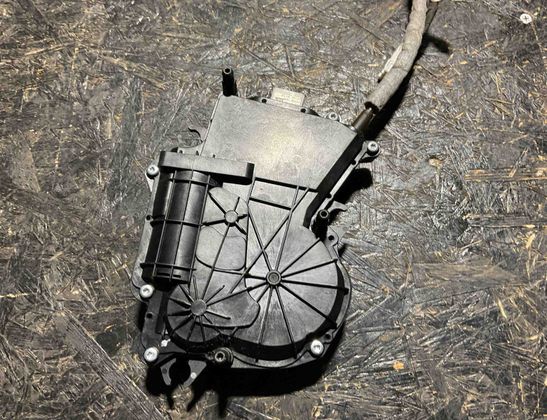 BMW 5 Series Gran Turismo F07 (2010-2017) Aizmugurējā bagāžnieka slēdzene 913125102,913125,966929106 24785138