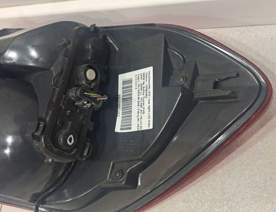 BMW 2 Series Active Tourer F45 (2014-2018) Rear Left Taillight 33056409