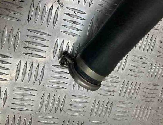 BMW 7 Series F01/F02 (2008-2015) шланг радиатора интеркулера 7575407,P3633002 20633190