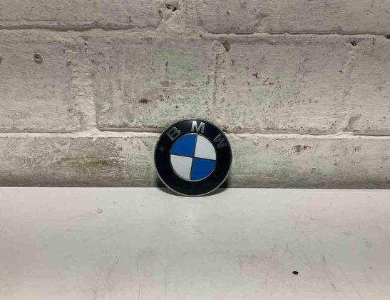 BMW 5 Series E60/E61 (2003-2010) Car manufacturer's badge 8132375 31444385