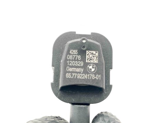 BMW X3 F25 (2010-2017) Датчик удара передний правый 9224178,922417801 31883649