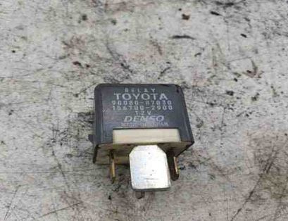 TOYOTA Avensis 2 generation (2002-2009) Реле 9008087030,1567002900 25508072