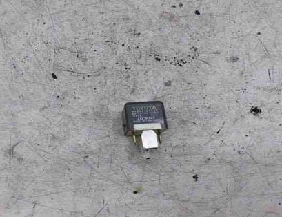 TOYOTA Corolla Verso 1 generation (2001-2009) Relays 9008087030 25508858