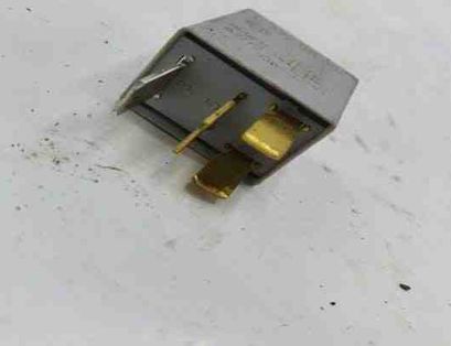 TOYOTA Corolla Verso 1 generation (2001-2009) Relays 0332011001 25513544