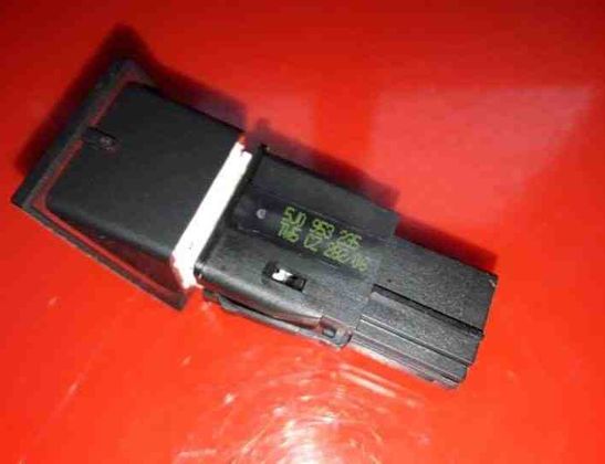 SKODA Roomster 5J  (2010-2015) Hazard button 5J0953235 25542151