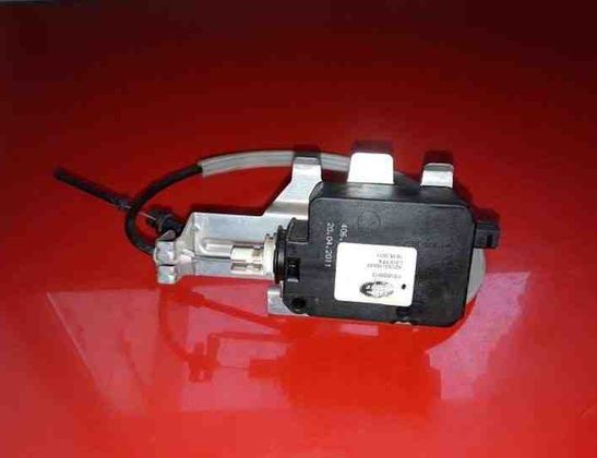 LAND ROVER Range Rover Sport 1 generation (2005-2013) Замок крышки топливного бака FSG500013,A2C53010933 25547591
