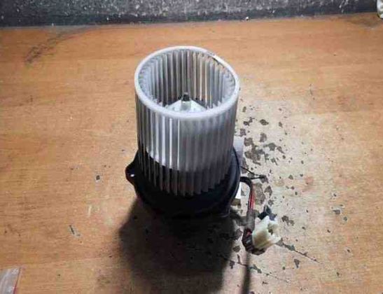 HYUNDAI i30 FD (1 generation) (2007-2012) Salona sildītājs F00S33F023 27200926