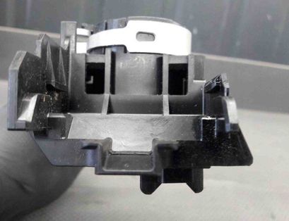 PEUGEOT 107 Peugeot 107 (2005-2014) Lukturu vadības slēdzis 17F001 30175763