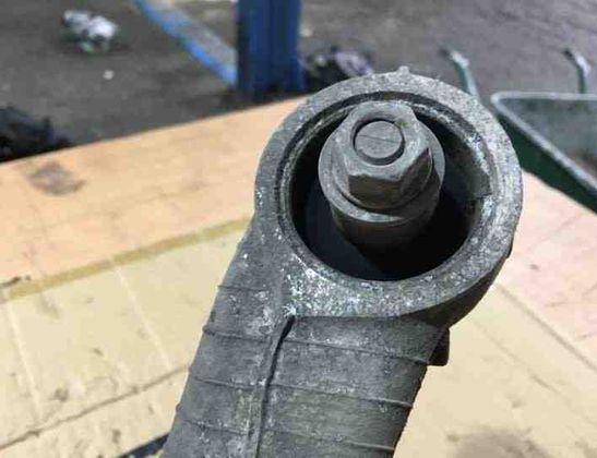 BMW 5 Series E28 (1981-1988) Aizmugurējā labā svira/ričags 2284134 21519939