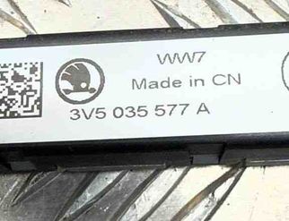 SKODA Superb 3 generation (2015-2023) Bootlid Antenna Amplifier 3v5035577a 30505547