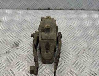 LAND ROVER Range Rover Evoque L538 (1 gen) (2011-2020) Передняя подушка двигателя 30748173,BH0SA 30508313