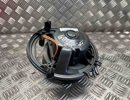 VOLKSWAGEN Golf 8 generation (2019-2023) Interior Heater 624024406,5Q1819021H 32109240