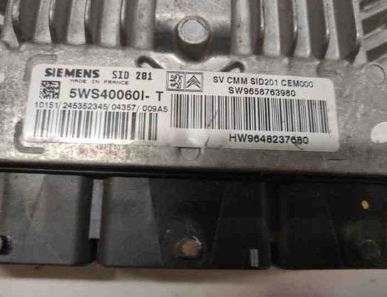 PEUGEOT 607 1 generation (2000-2008) Блок управления двигателем 5WS40060IT,SW9658763980,HW9648237680 27004117