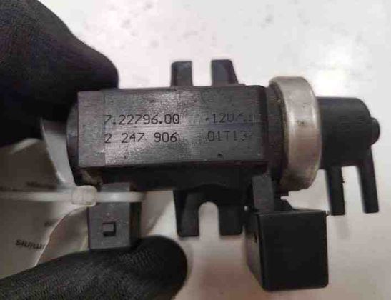 BMW X3 E83 (2003-2010) Vacuum Valve 2247906 27020707