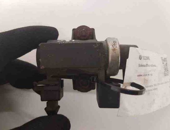 BMW 5 Series E39 (1995-2004) Solenoid Valve 72279600,2247906 27025473