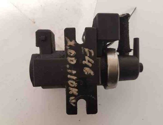 BMW 5 Series E39 (1995-2004) Solenoid Valve 72279600,2247906 27025474