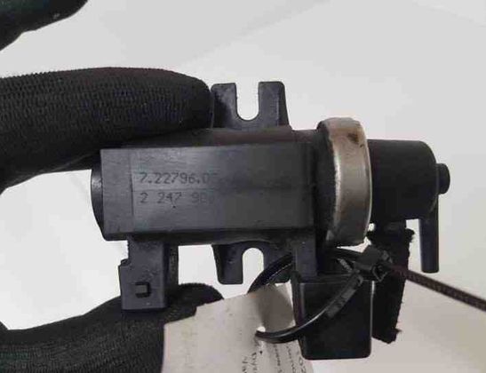 BMW 5 Series E39 (1995-2004) Solenoid Valve 72279600,2247906 27025474