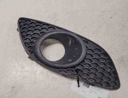 OPEL Zafira B (2005-2010) Нижняя решетка переднего бампера 13247323,537776606,15463 27028225