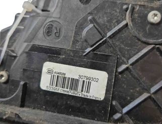 VOLVO V50 1 generation (2003-2012) Front Right Door Lock 30799302 27879251