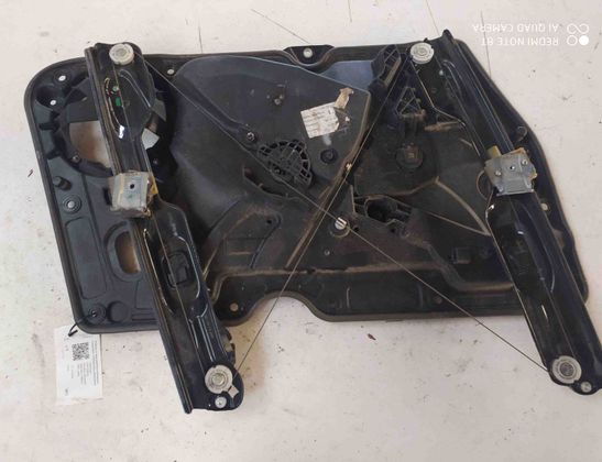 VOLKSWAGEN Golf 6 generation (2008-2015) Priekšējo labo durvju logu pacēlājs 5K0837756G 28606014