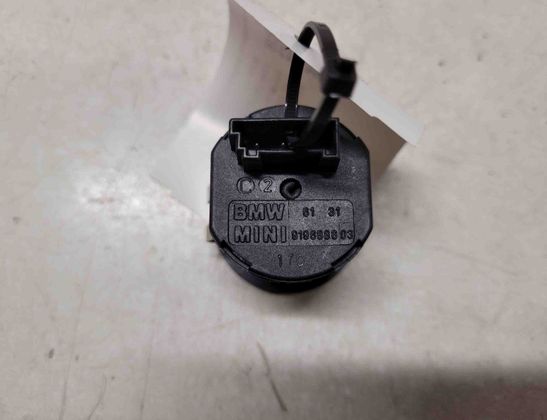 BMW 3 Series E90/E91/E92/E93 (2004-2013) SRS slēdzis 919888603 28678230