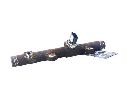NISSAN Qashqai 1 generation (2007-2014) Fuel Rail 8200815617 28782449