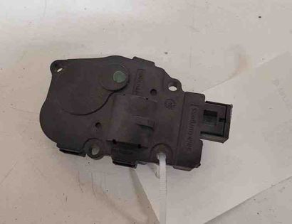 BMW 3 Series F30/F31 (2011-2020) Salona sildītāja vadības vārsti T1015556H 30958758