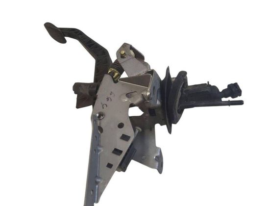 FORD C-Max 2 generation (2010-2019) Педаль сцепления AV617B633BA 32783810