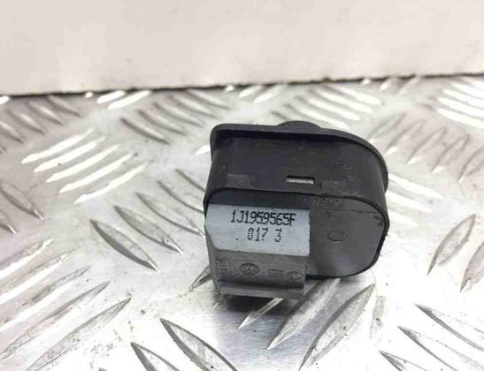 VOLKSWAGEN Passat B5 (1996-2005) Spoguļa regulēšanas slēdzis 1J1959565D 30535377