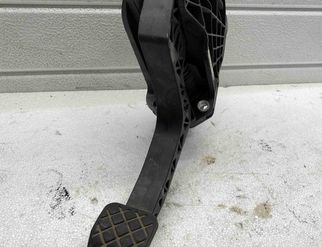VOLKSWAGEN Golf 5 generation (2003-2009) sajūga pedālis 1K1721059 17301662