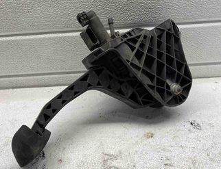 VOLKSWAGEN Golf 5 generation (2003-2009) sajūga pedālis 1K1721059 17301662