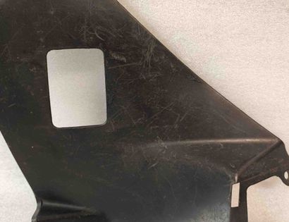 SUZUKI GSX-R 1 generation (1995-2006) Priekšējā iekšējā plastmasa 94461-61G 27530350