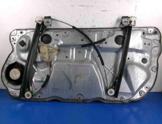 VOLKSWAGEN Polo 4 generation (2001-2009) Стеклоподъемник передней левой двери 6Q3837755A 29505532