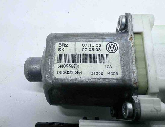 VOLKSWAGEN Tiguan 1 generation (2007-2017) Front Left Door Window Regulator Motor 05075710,1K0959793J,71029070890899 32734976