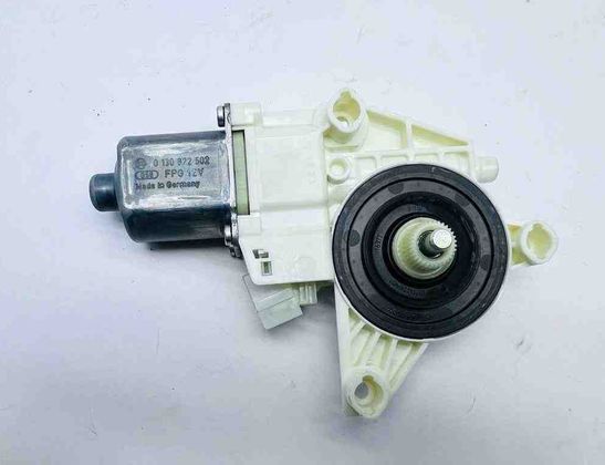 MERCEDES-BENZ C-Class W204/S204/C204 (2004-2015) Маторчик стеклоподъемника передней левой двери A2048200242,971218100 32735286