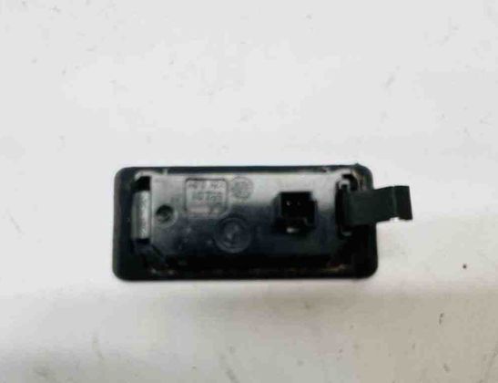 BMW X5 F15 (2013-2018) License Plate Lights 7193293 32736407