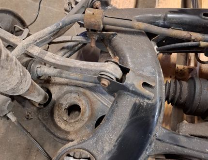 MERCEDES-BENZ E-Class W212/S212/C207/A207 (2009-2016) Aizmugurējais tilts A2073509702,A2073500914,A2043501810 33022680