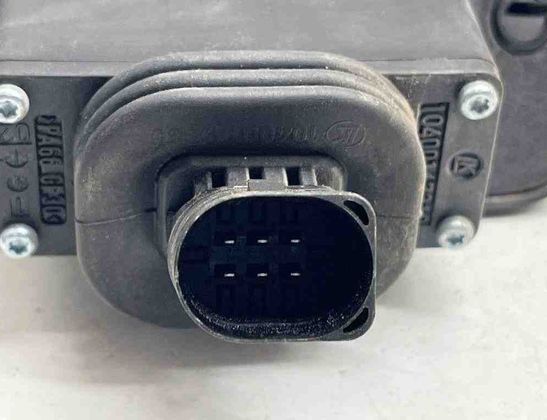 VOLKSWAGEN Caddy 3 generation (2004-2015) Контактное соединение дверей 2K5907496 32683594