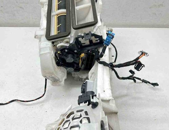 PEUGEOT 5008 2 generation (2017-2020) Interior Heater 32687068