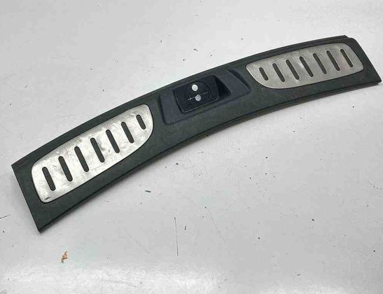 DODGE Durango 3 generation (2010-2024) Trunk Lock Trim 32693591